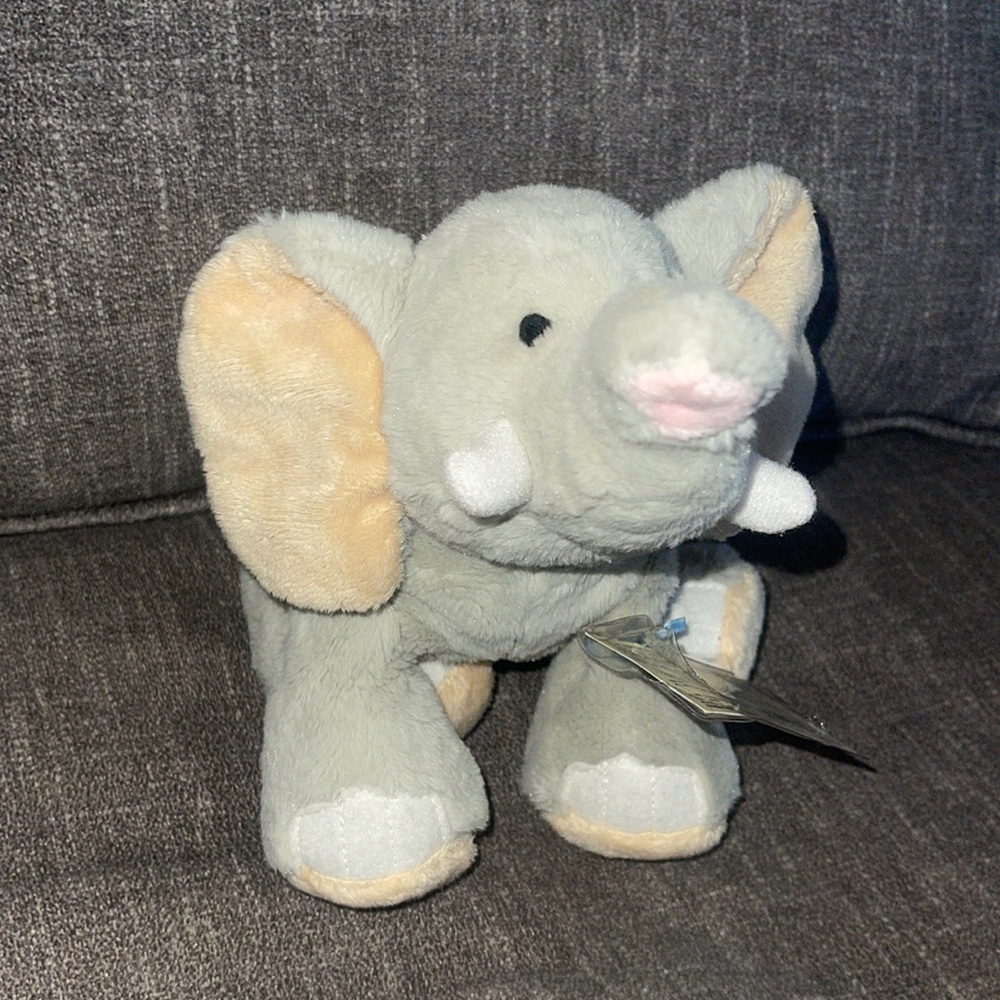 WEBKINZ Ganz VELVETY ELEPHANT HM167 hang & but Tag No Code plush stuffed animal